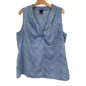 Ann Taylor Womens top size large Sleeveless Blue Patterned Blouse v neck